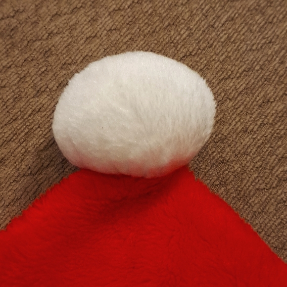 Giant Santa Hat - Picture 3 of 5